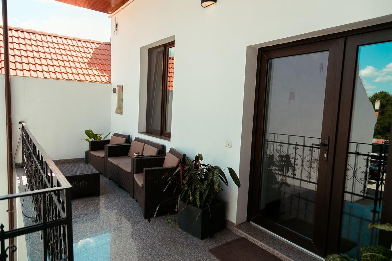 Hotel Elegant House Făgăraş Esterno foto